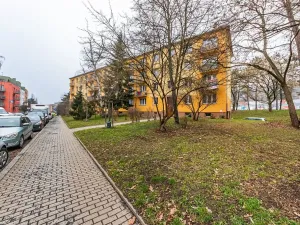 Prodej bytu 2+1, Praha - Hloubětín, Zelenečská, 52 m2