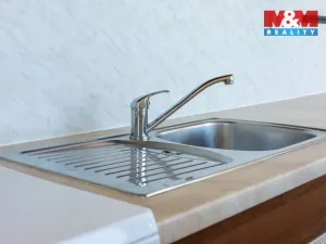 Prodej bytu 3+1, Opava - Předměstí, Skřivánčí, 67 m2