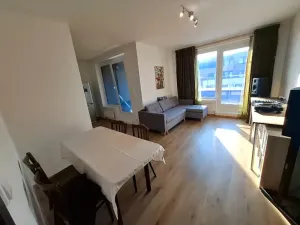 Prodej bytu 2+kk, Praha - Dolní Měcholupy, Honzíkova, 56 m2