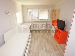 Pronájem rodinného domu, Neratovice, 246 m2