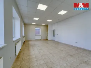 Pronájem obchodního prostoru, Klatovy - Klatovy II, Koldinova, 64 m2