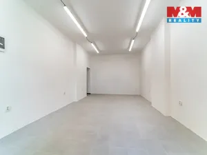 Pronájem obchodního prostoru, Mariánské Lázně, Hlavní třída, 76 m2