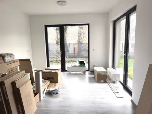 Pronájem bytu 2+kk, Slaný, U Benaru, 60 m2