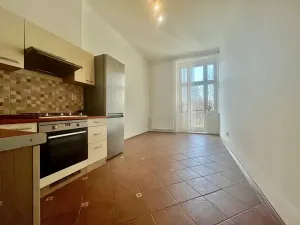 Pronájem bytu 4+1, Praha - Smíchov, 130 m2