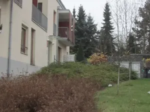 Pronájem bytu 1+kk, Praha - Zbraslav, Pickova, 26 m2