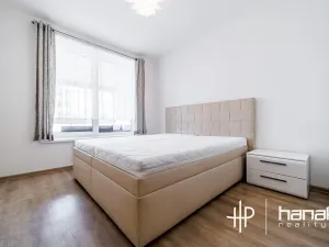 Pronájem bytu 2+kk, Olomouc, Janského, 72 m2