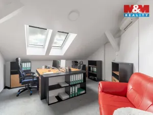 Prodej obchodního prostoru, Ostrava - Kunčičky, Škrobálkova, 700 m2