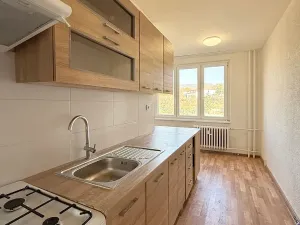 Pronájem bytu 2+1, Klášterec nad Ohří, Jana Ámose Komenského, 60 m2