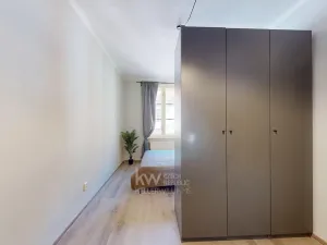 Pronájem bytu 2+kk, Praha - Žižkov, Žerotínova, 45 m2