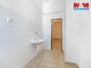 Pronájem kanceláře, Plzeň - Severní Předměstí, Karlovarská, 100 m2