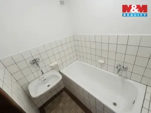 Prodej bytu 3+1, Solnice, Družstevní, 64 m2