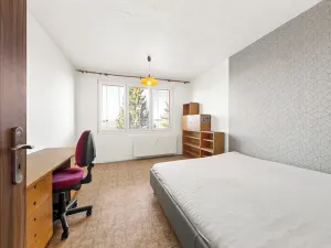 Prodej bytu 3+1, Studená, Komenského, 74 m2