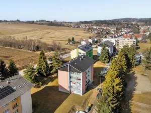 Prodej bytu 3+1, Studená, Komenského, 74 m2