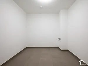 Pronájem bytu 2+kk, Pardubice - Zelené Předměstí, nábřeží Závodu míru, 78 m2