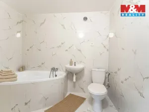 Prodej rodinného domu, Lošany - Lošánky, 186 m2