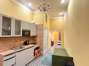 Pronájem bytu 2+kk, Praha - Malá Strana, Letenská, 45 m2