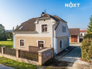 Prodej rodinného domu, Březno, 380 m2