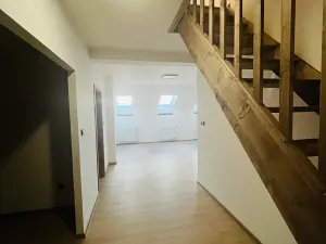 Pronájem bytu 3+kk, Praha, 100 m2