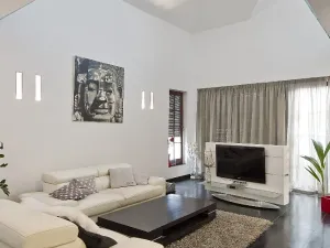 Pronájem domu, Praha - Modřany, Herrmannova, 230 m2