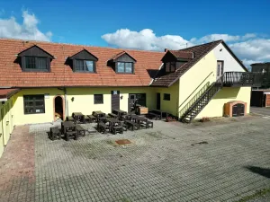 Prodej obchodního prostoru, Břežany I, 590 m2