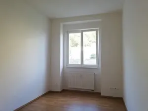 Pronájem bytu 2+1, Praha - Smíchov, Podbělohorská, 41 m2