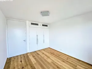 Prodej bytu 3+kk, Praha - Smíchov, U Dívčích hradů, 123 m2