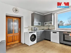 Prodej rodinného domu, Chomutice, 132 m2