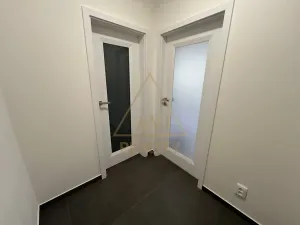 Pronájem bytu 2+kk, Praha - Bubeneč, dr. Zikmunda Wintra, 56 m2