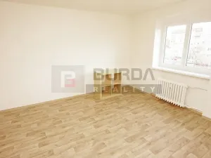 Pronájem bytu 1+1, Neratovice, 27 m2