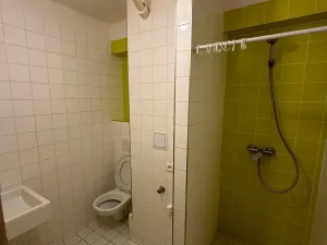 Pronájem bytu 1+kk, Praha - Radotín, Vrážská, 25 m2