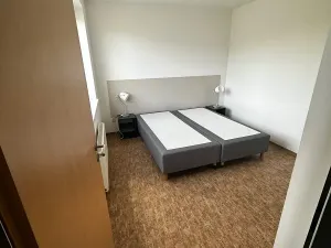 Pronájem bytu 2+kk, Praha - Smíchov, Křížová, 35 m2