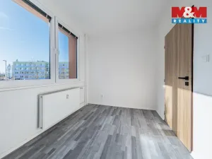 Prodej bytu 4+1, Volary, Sídl. Míru, 80 m2