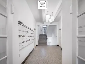 Prodej bytu 2+kk, Praha - Strašnice, Černokostelecká, 40 m2