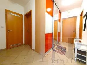 Pronájem bytu 2+kk, Praha - Hlubočepy, Do Klukovic, 64 m2