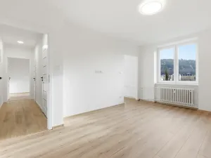 Pronájem bytu 2+kk, Karlovy Vary, Šmeralova, 50 m2