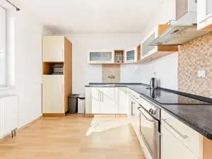 Prodej bytu 3+kk, Tisová, 71 m2