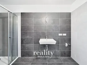 Pronájem bytu 2+kk, Znojmo, Třešňová, 56 m2