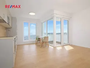 Pronájem bytu 1+kk, Praha - Stodůlky, Hábova, 38 m2