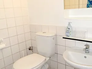 Pronájem komerční nemovitosti, Praha - Vinohrady, Lužická, 18 m2