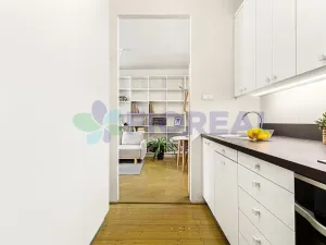 Prodej bytu 2+kk, Praha - Holešovice, U měšťanského pivovaru, 52 m2