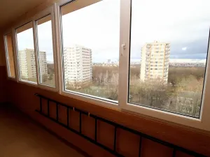 Pronájem bytu 2+kk, Praha, Novodvorská, 40 m2