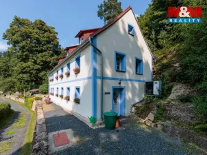 Prodej rodinného domu, Libá, 228 m2