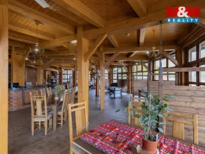 Prodej restaurace, Černotín, 2100 m2