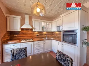 Prodej bytu 4+1, Dačice - Dačice V, U Stadionu, 88 m2