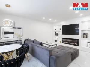 Prodej bytu 2+1, Ostrava - Výškovice, Břustkova, 62 m2