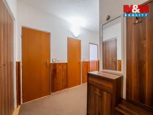 Prodej bytu 2+1, Uherčice, 62 m2