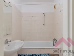 Prodej bytu 3+1, Praha - Troja, Písečná, 80 m2