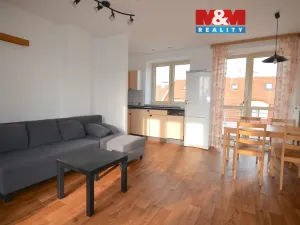 Pronájem bytu 2+kk, Praha - Nové Město, V tůních, 38 m2