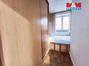 Pronájem bytu 2+kk, Praha - Nové Město, V tůních, 38 m2