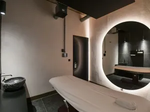 Prodej bytu 2+kk, Praha - Modřany, Československého exilu, 78 m2